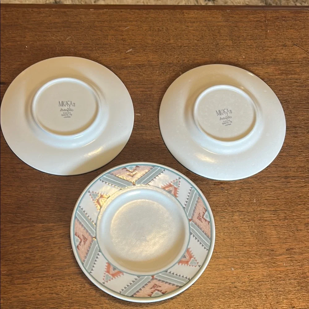 Mikasa Intaglio CAC24 Santa Fe Aztec Cowgirl Coffee Cup Saucer - Set of 3